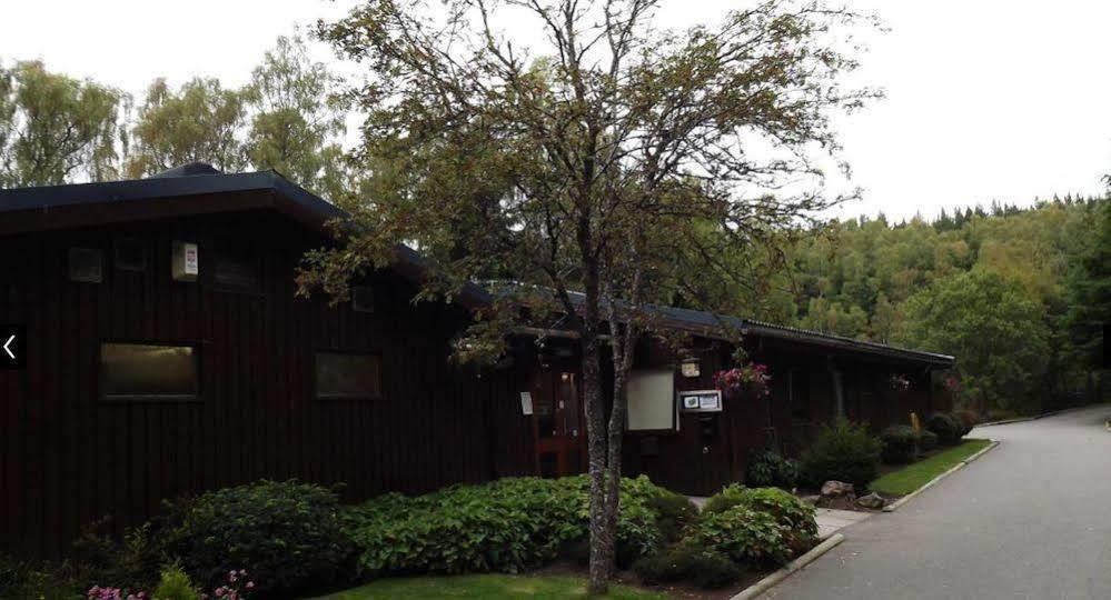 Macdonald Lochanhully Resort キャルブリッジ エクステリア 写真